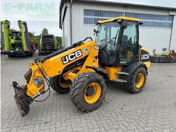 Ratinis krautuvas JCB TM220