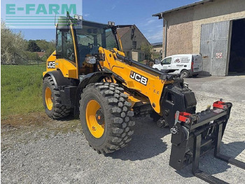 Ratinis krautuvas JCB tm 320 agri: foto 2
