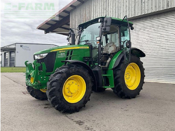 Traktorius JOHN DEERE 5075M