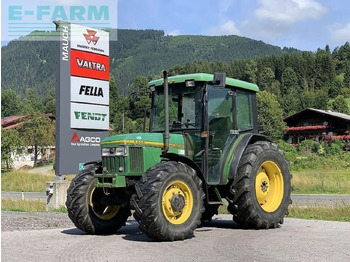 Traktorius JOHN DEERE