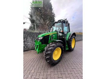 Traktorius JOHN DEERE 6120M
