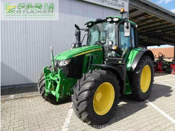 Traktorius JOHN DEERE 6120M