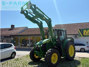 Traktorius JOHN DEERE 6120M