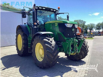 Traktorius JOHN DEERE 6195R