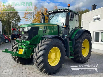 Traktorius JOHN DEERE 6230R