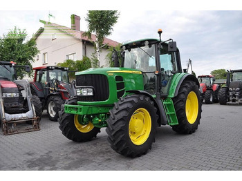 Traktorius JOHN DEERE 6530