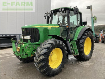Traktorius JOHN DEERE 6920