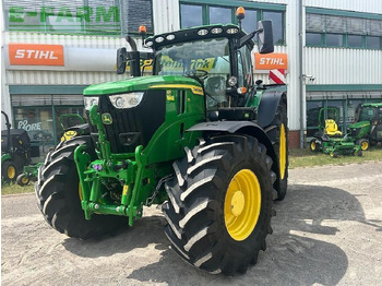 Traktorius JOHN DEERE 6R 215