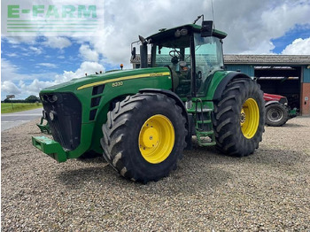 Traktorius JOHN DEERE 8330