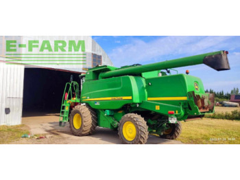 Derliaus nuėmimo kombainas JOHN DEERE W660