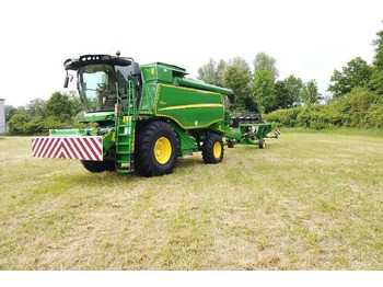 Derliaus nuėmimo kombainas John Deere mähdrescher t 550 i: foto 2