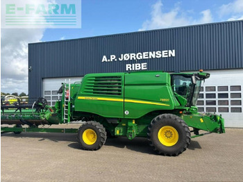 Derliaus nuėmimo kombainas JOHN DEERE T660