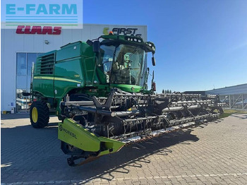 Derliaus nuėmimo kombainas JOHN DEERE T560