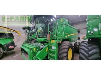 Derliaus nuėmimo kombainas JOHN DEERE T660