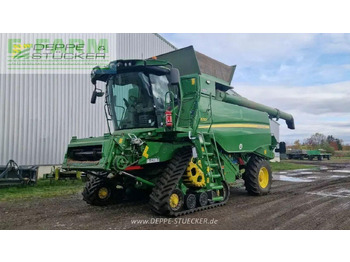 Derliaus nuėmimo kombainas JOHN DEERE T670
