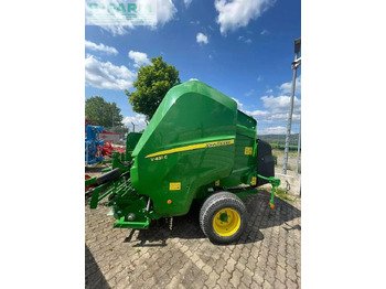 Stačiakampių ryšulių presas JOHN DEERE