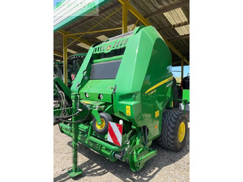 Stačiakampių ryšulių presas JOHN DEERE