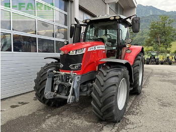 Traktorius MASSEY FERGUSON 6715