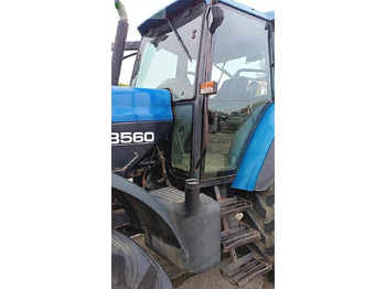Traktorius New Holland 8560: foto 5