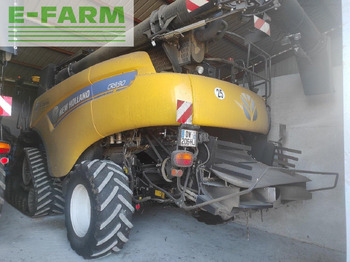Derliaus nuėmimo kombainas NEW HOLLAND CR series