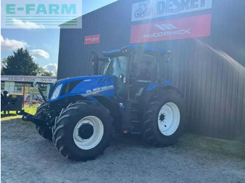 Traktorius NEW HOLLAND T6
