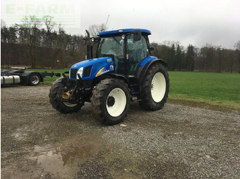 Traktorius NEW HOLLAND T6020