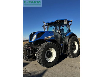 Traktorius NEW HOLLAND T7