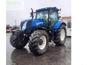 Traktorius NEW HOLLAND T7