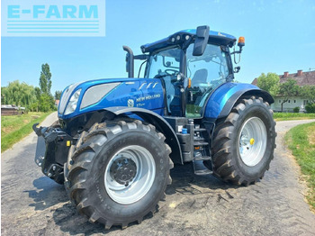 Traktorius NEW HOLLAND T7.270