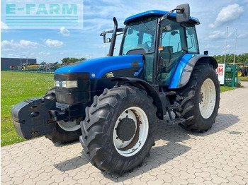 Traktorius NEW HOLLAND TM