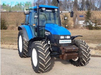 Traktorius NEW HOLLAND TS