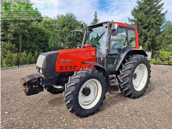 Traktorius VALTRA 6000