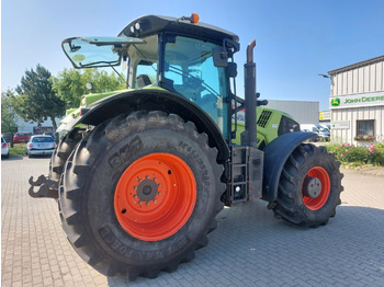 Traktorius CLAAS Axion 850