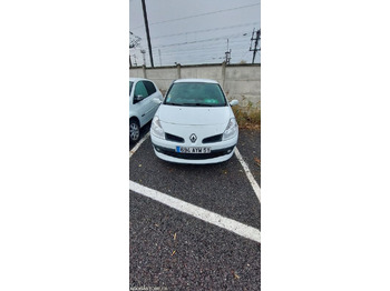 Lengvasis automobilis RENAULT