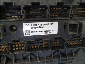 Elektros sistema - Sunkvežimis Mercedes-Benz Single SAM fuse box: foto 3