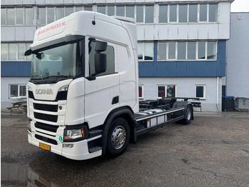 Konteineris-vežimus/ Sukeisti kūną sunkvežimis SCANIA R 410