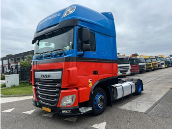 Vilkikas DAF XF 440
