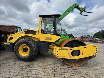 Kompaktorius BOMAG