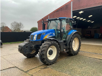 Traktorius NEW HOLLAND T6000