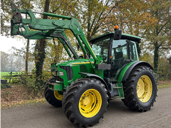 Traktorius JOHN DEERE 5080M