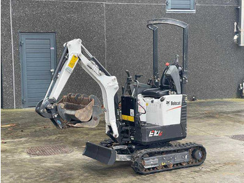 Vikšrinis ekskavatorius BOBCAT E10