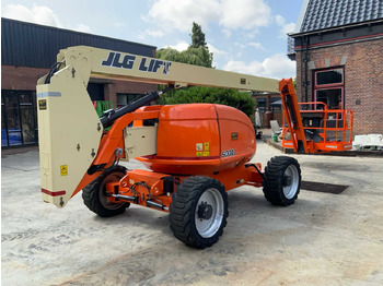 Kėlimo platforma JLG 600AJ
