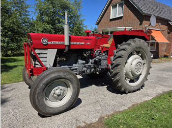 Traktorius MASSEY FERGUSON 100 series