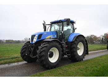 Traktorius NEW HOLLAND T7000