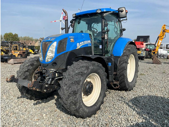 Traktorius NEW HOLLAND T7.210