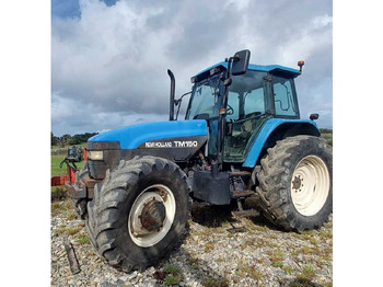 Traktorius NEW HOLLAND TM