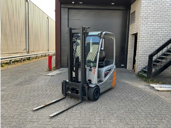 Šakinis krautuvas STILL RX20