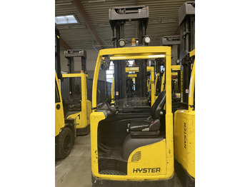 Krautuvas su šakėmis HYSTER