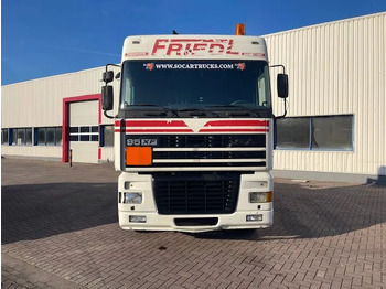 Vilkikas DAF XF 95.430 Manual-Gear Euro 3: foto 2 Vilkikas DAF XF 95.430 Manual-Gear Euro 3: foto 2