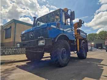 Sunkvežimis su kranu MERCEDES-BENZ